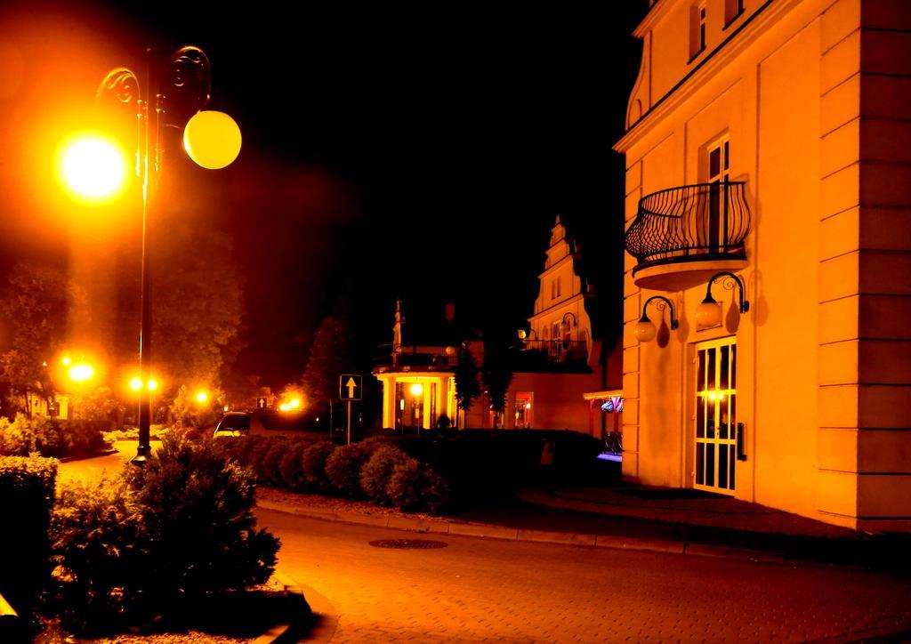 Hotel Wityng Ślesin Exterior foto